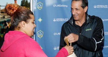 Herbalife y LA Galaxy se unen para celebrar Acción de Gracias