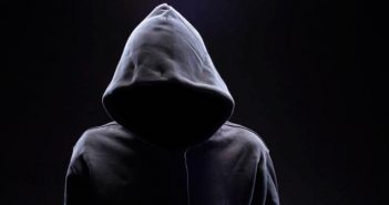 ¿Tienes a alguien de tu equipo en el programa de la protección de testigos del MLM?