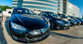 Stream Energy entrega un TESLA S a sus mejores distribuidores