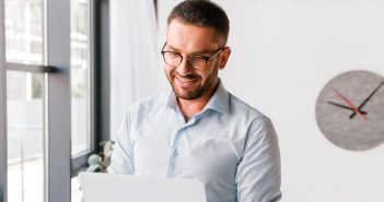 4 HÁBITOS para tener ÉXITO en el cumplimiento de tus METAS